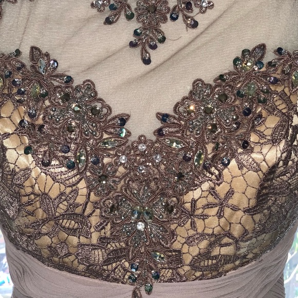 NWOT GLS Apparel Large Beaded Mocha Lace Nude Lined Mermaid Gown Cap Sleeves - Picture 4 of 15